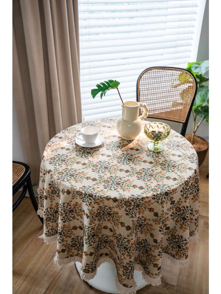 Față de masă rotundă florală cu ciucuri Diametru – Design jacquard din poliester albastru deschis, Dantelă decorativă și detaliu cu franjuri pentru cină