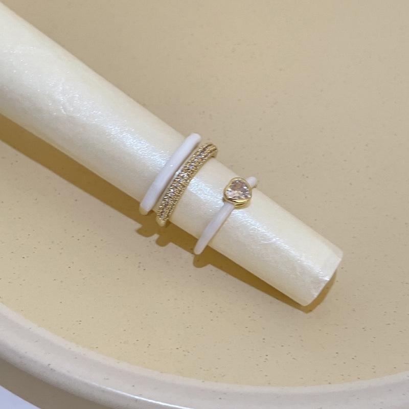 Heart Luxurious Vintage Ring With Adjustable Design And Sparkling Zirconia Stones For Women Stylish