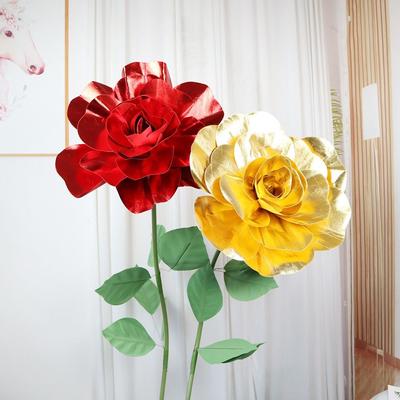 Decoración para el hogar
– Flores y coronas decorativas