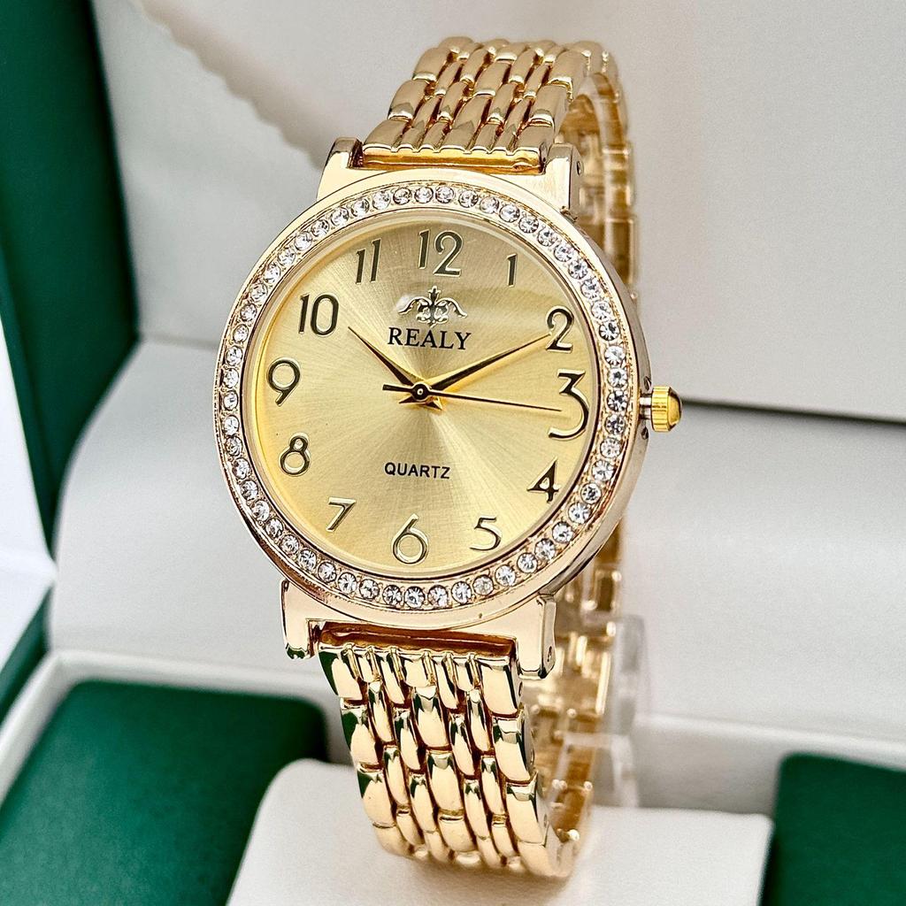 GREALY Elegant Ladies' Diamond-Set Quartz Bracelet Watch