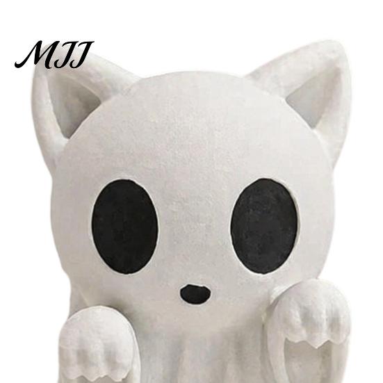 Handmade Graffiti Toy Halloween Ghost Cat Statue, 3D Printed Ornament, White Cute Dark Style Ornament Figurine for Home Office Desk Decoration Gothic