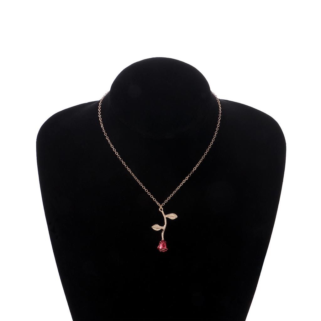 Personality temperament red rose trend necklace, simple fashion necklace