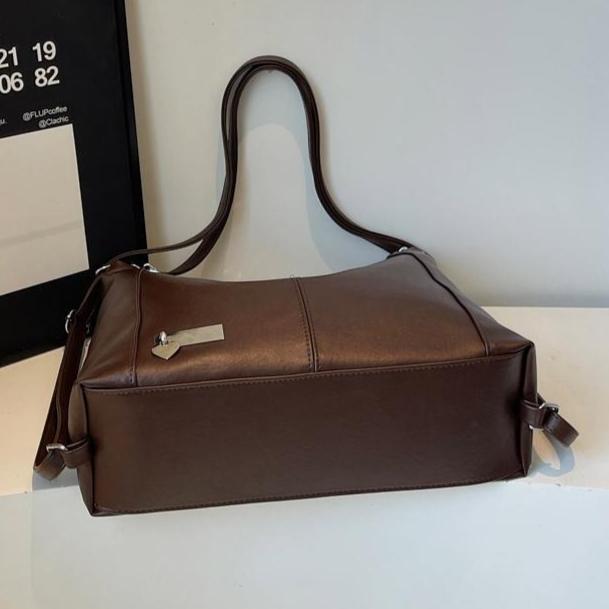 Fashionable Chain Decor Tote Bag Leather Crossbody Bag Multi-functional Backpack Suitable Travel for Daily Shopping Weekend Travel and Other Scenes