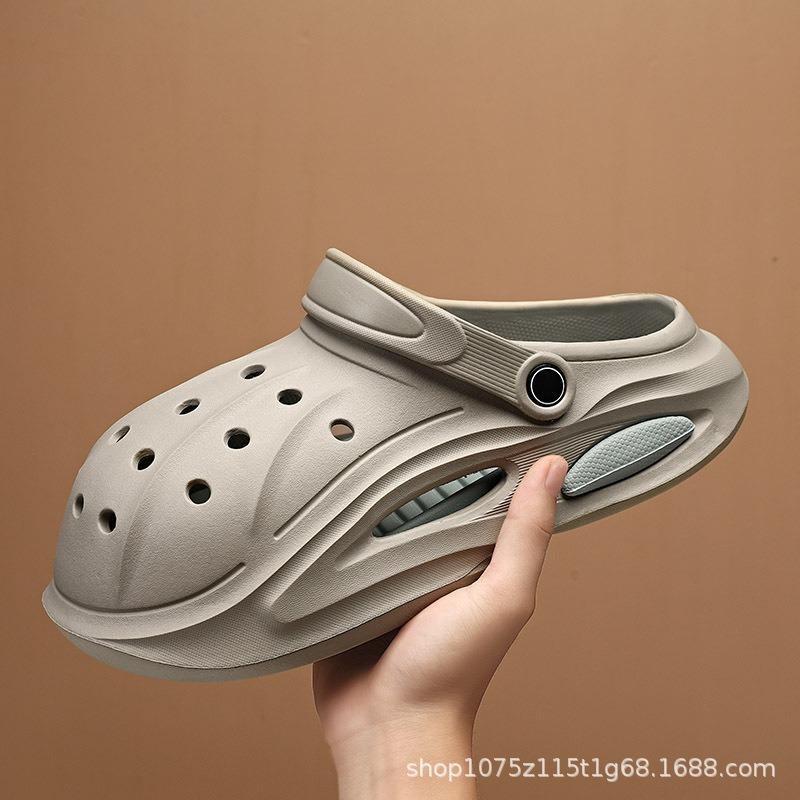 Men's summer new cool slippers non-slip, wear-resistant and deodorant thick-soled hole shoes wear casual fashion trend cool slippers