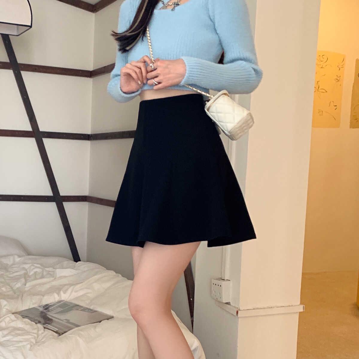 

Женская черная шерстяная мини-юбка А-силуэта 2025 - Маленький плиссированный расклешенный дизайн для осени/зимы M