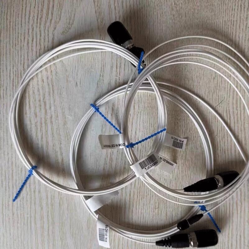 

TOPAVID 002C20 Connection Cable