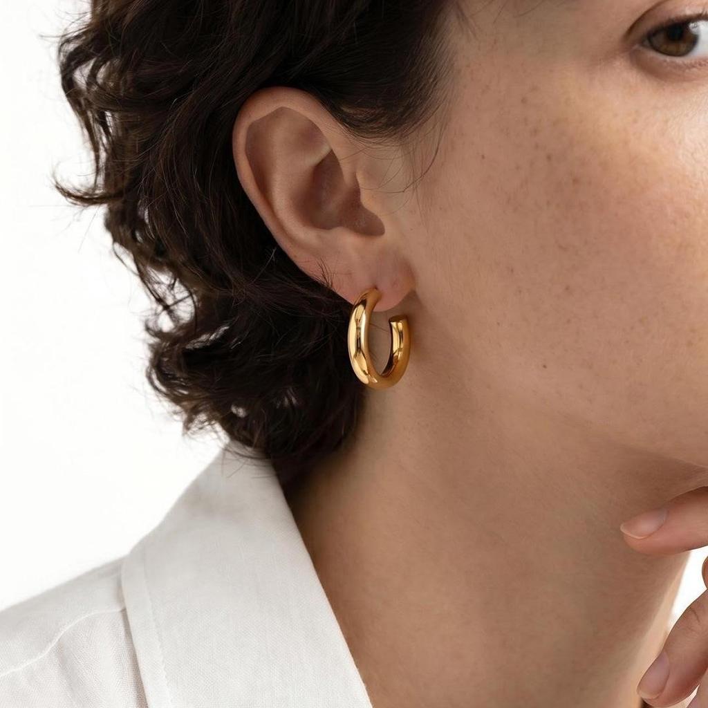 Earrings: 925 Sterling Silver with Gold Plating, Simple Smooth Large Hoops, Plain Studs, Light Luxury, High-End Feel