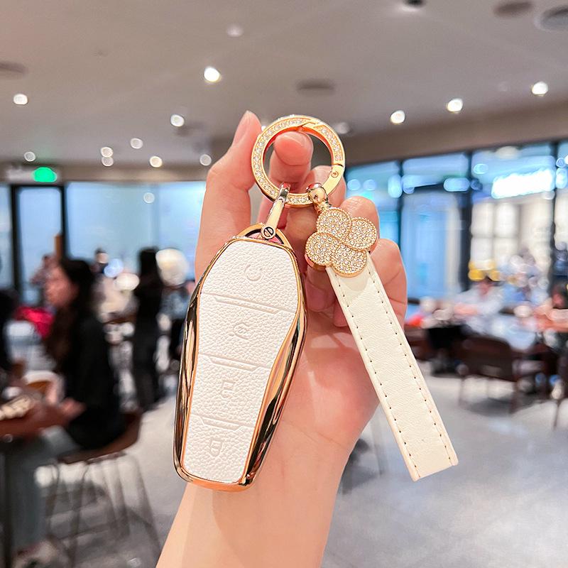 Compatible with BYD Yuan UP, Yuan PLUS, Yuan PRO: Men's and Women's Key Bag Set with Shell Buckle.