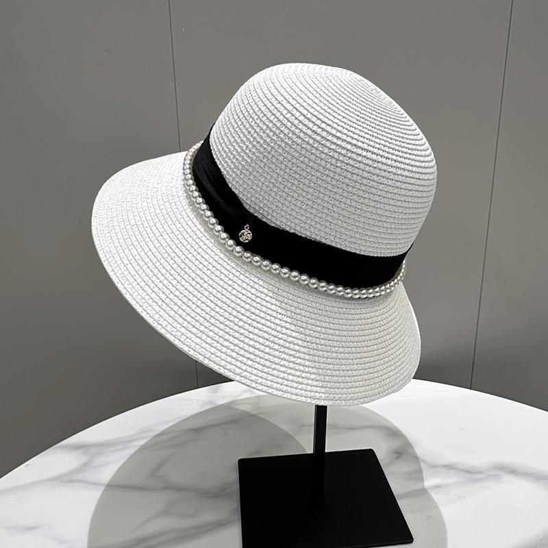 

Spring and summer pearl dome sunscreen straw hat basin hat bucket hat women s straw woven travel sunscreen sun hat Adult average size (56-58cm) білий