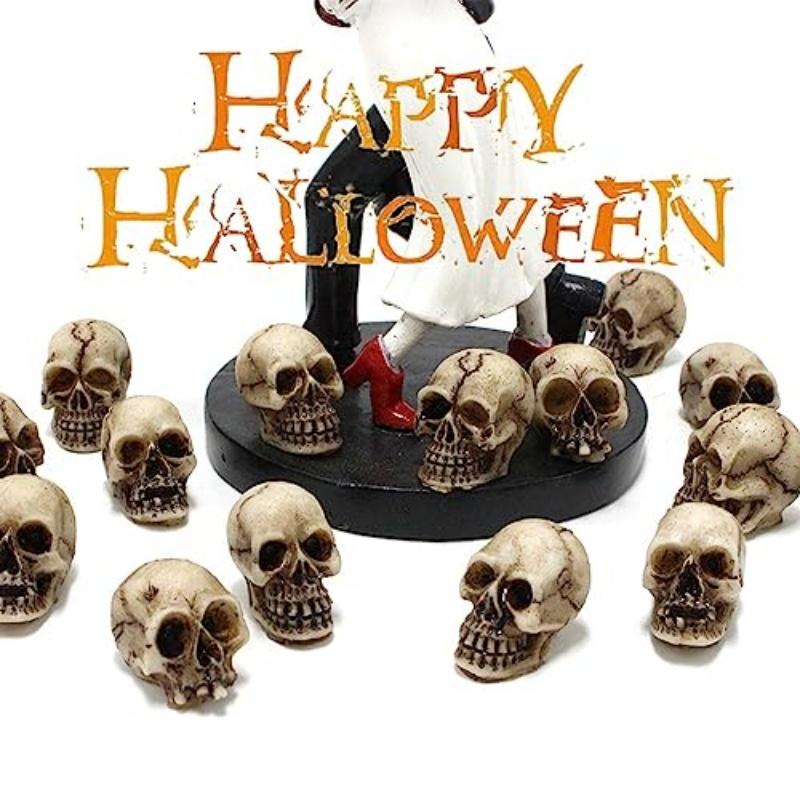Skull statue miniature skull desktop decoration, Halloween miniature landscape figure, prank prop, haunted dollhouse accessory