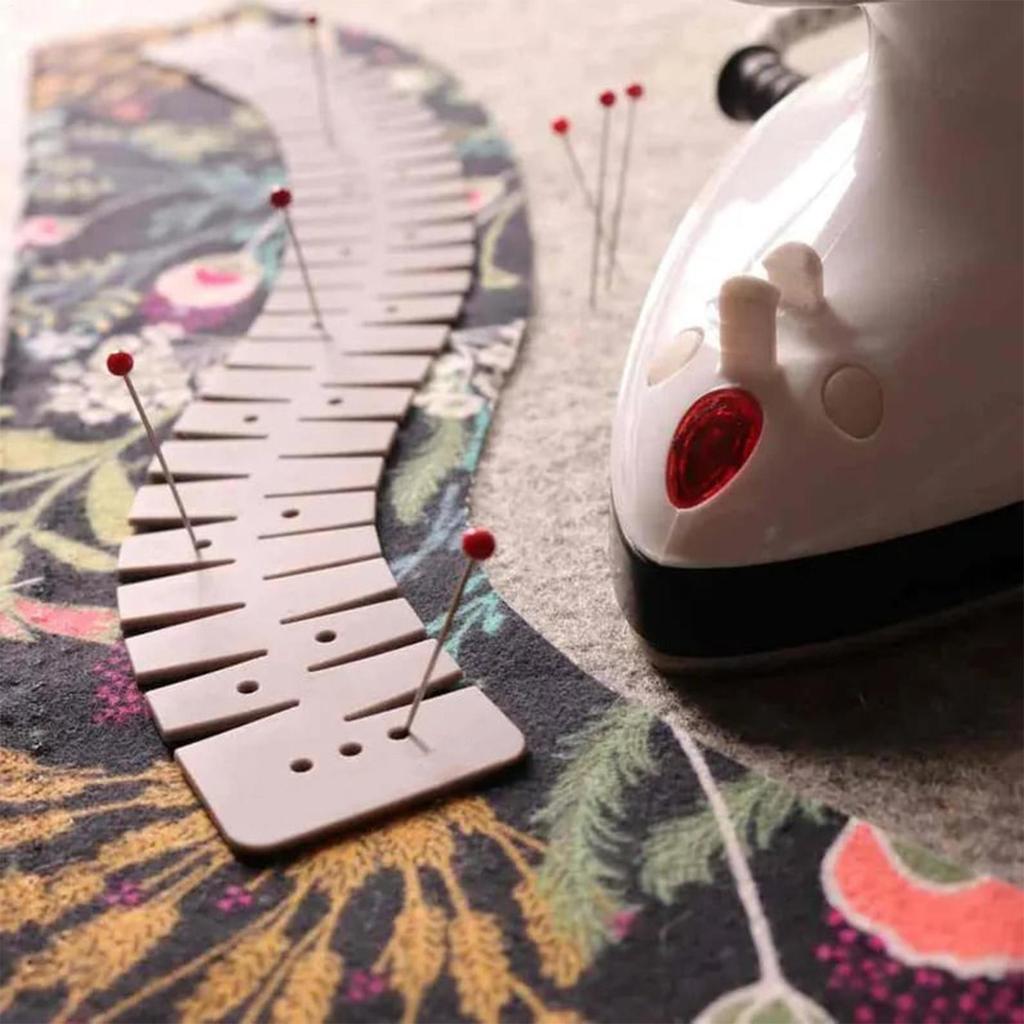 Hot Hemming Ruler Heat Resistant Hemmer Ruler Flexible Silicone Curve Scale Hemming Tool for Padding Sewing Cloth Pants Fabric