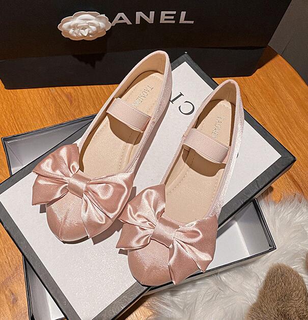 2024 Women's Butterfly-knot Ballets Silk Mary Janes Femme Elastic Band Flats Cozy Round Toe Loafers Ladies Brides Shoes Wedding