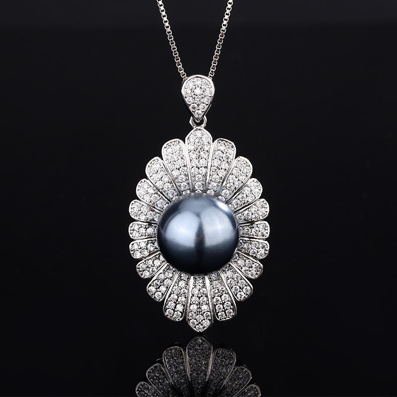 

Ювелирные изделия Медное дно Покрытие Дизайн Жемчужный Лист Ретро Кулон Ожерелье 14 Мм