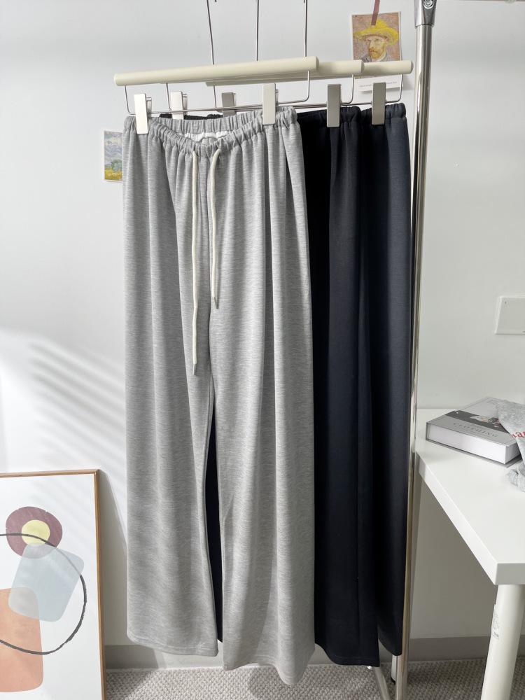 

2026 Spring/Summer Women s Ultra Hot Wide Leg Cupro Pants - Korean Style Straight Leg, Floor Length, Slimming Fit. One Size светло-серый