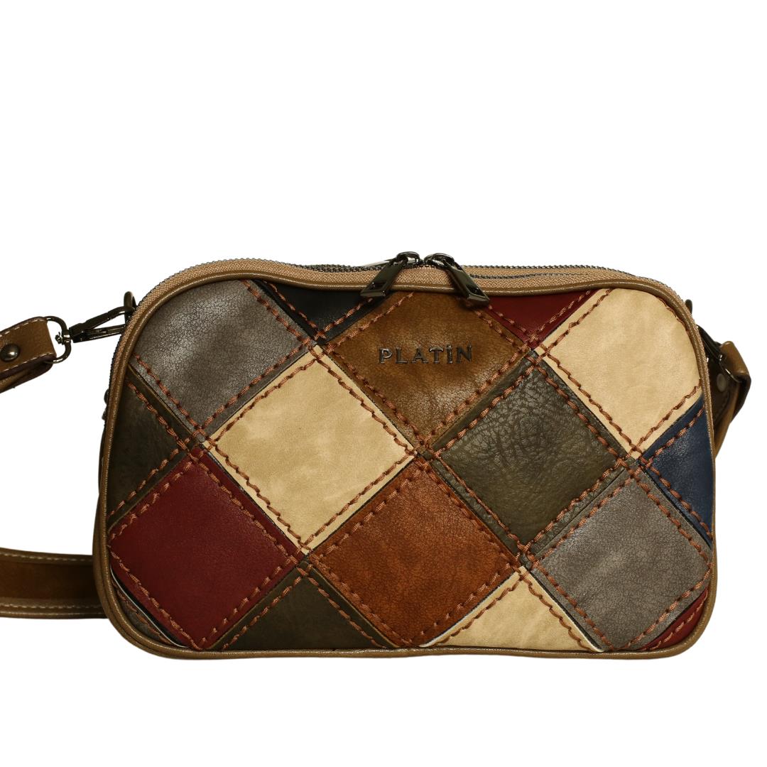 

Women s Daily Using Stylish Bag Model