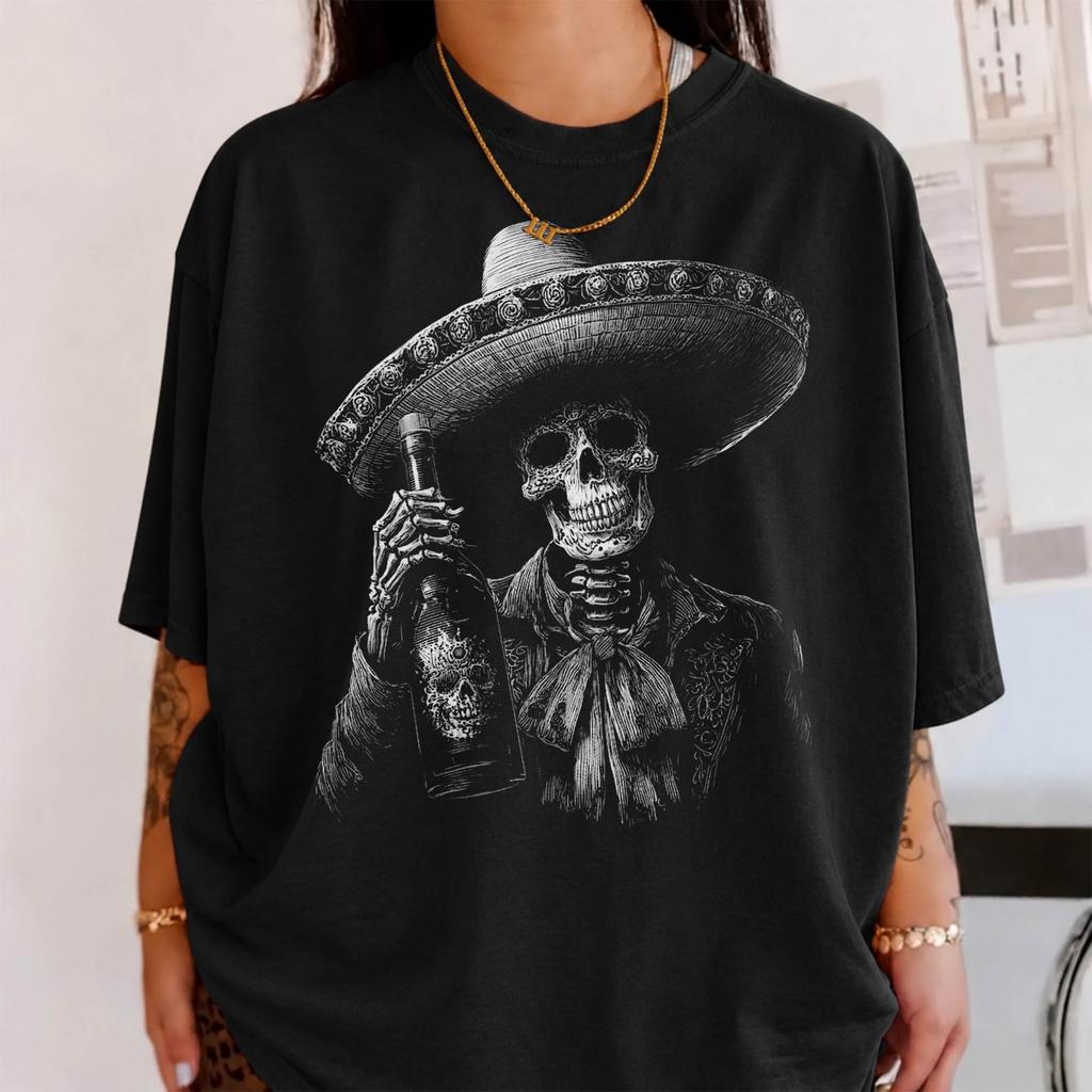 Sombrero Skeleton Drinking Tequila Funny T-Shirt