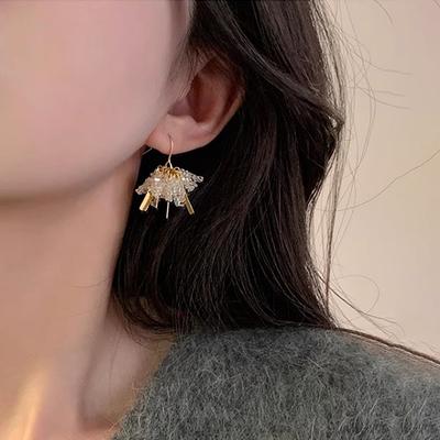 Design Sense Crystal Metal Fringed Stud Earrings Female Niche Retro Personality Simple Fashion Temperament Versatile Earrings Earrings
