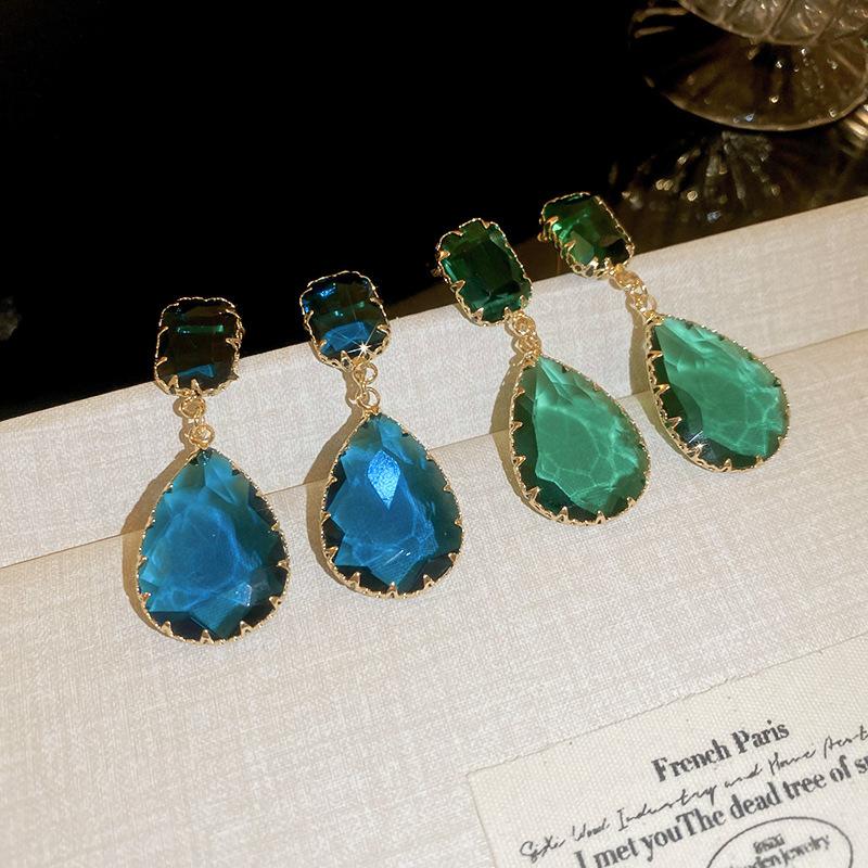 Light luxury artificial crystal zircon water drop silver needle earrings French temperament earrings
