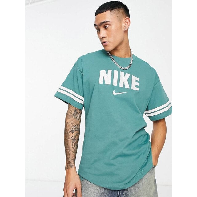 

Зеленая футболка Nike Retro