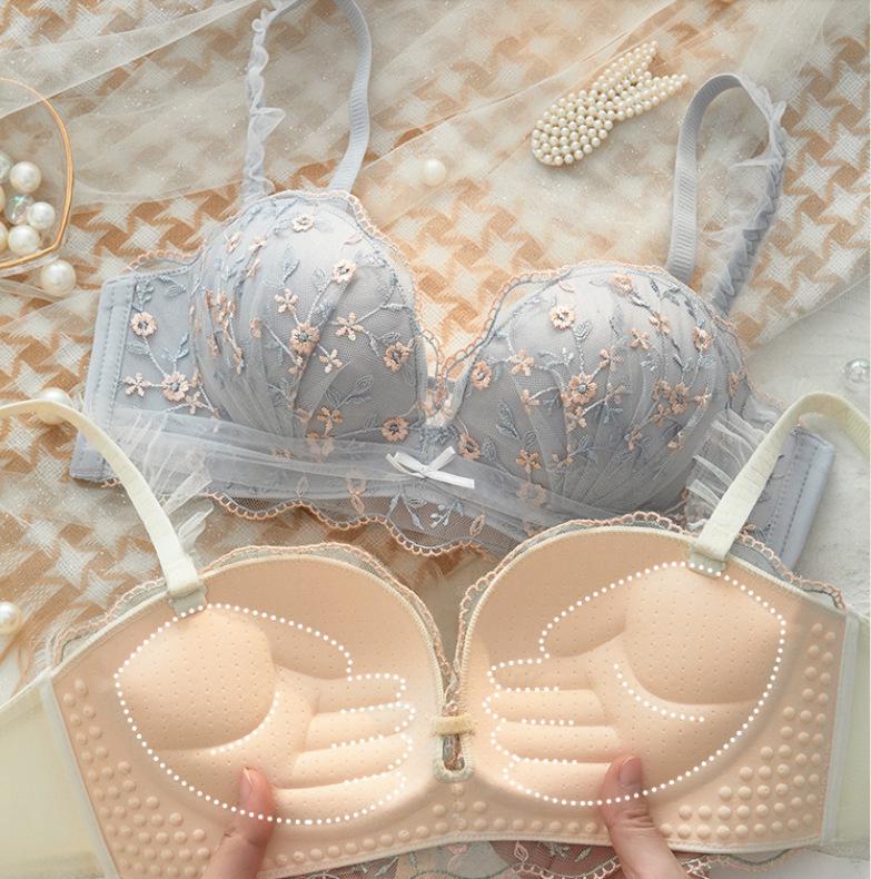 Small Bust Lace Push-Up Bra Set - Wire-Free, Adjustable, Seamless