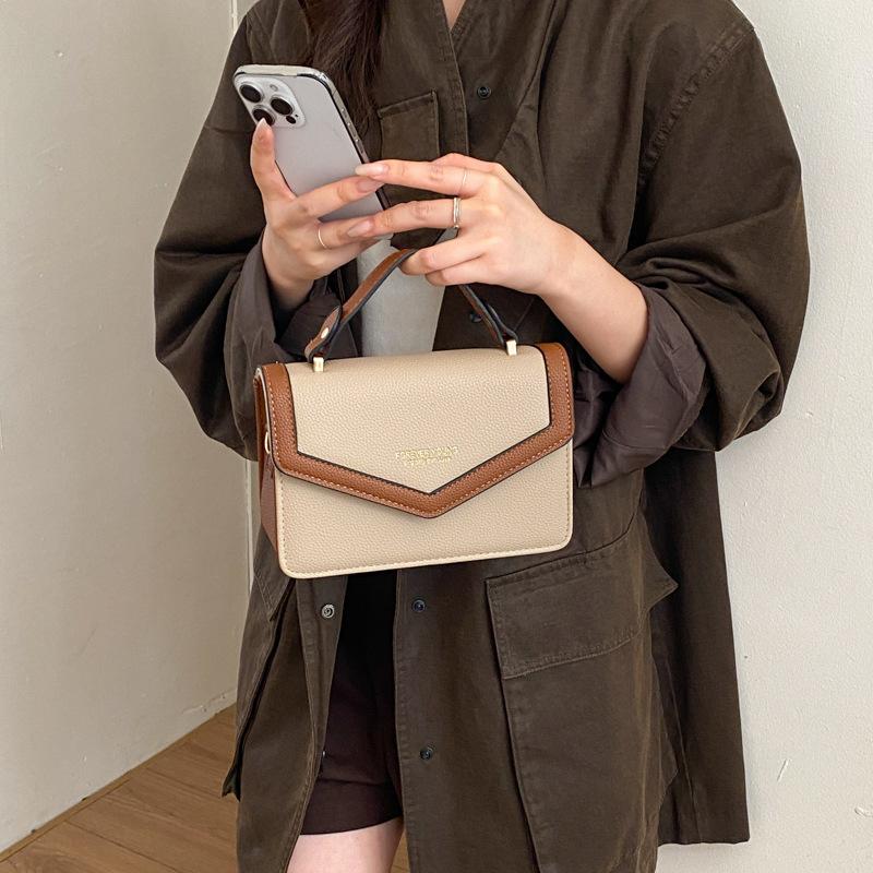 Small Niche Square Bag with Fashionable Large Capacity and Elegant Shoulder Strap Crossbody Bag