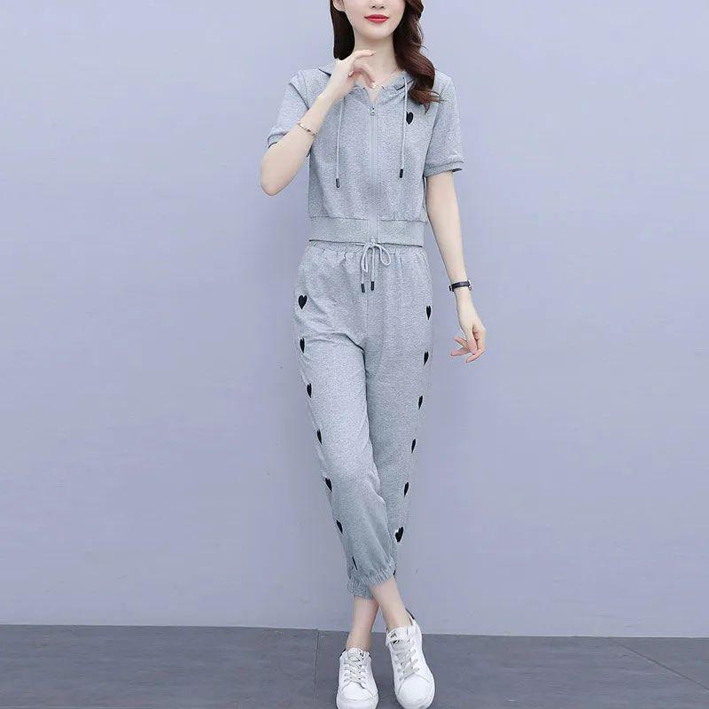 

Трендовый короткий спортивный повседневный летний комплект с капюшоном, большой размер, облегающий, коллекция 2025 года, омолаживающий 4XL серый