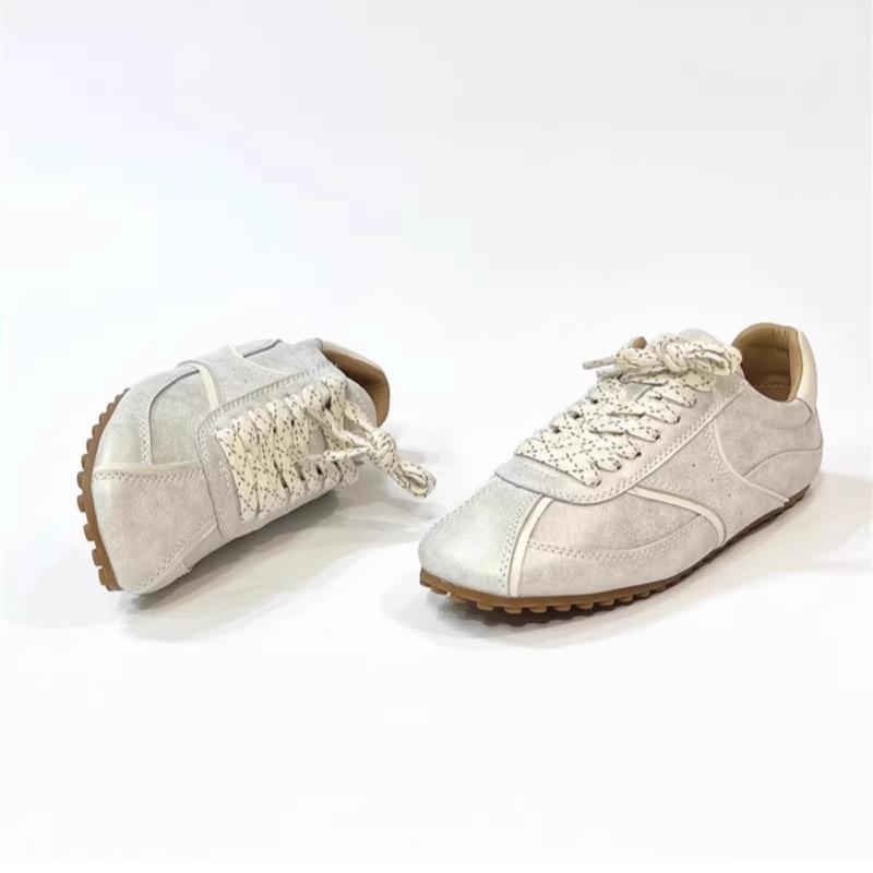 Retro Forrest Gump German training shoes women's 2025 spring and summer new flat-soled white shoes comfortable and lightweight fashion casual board sh