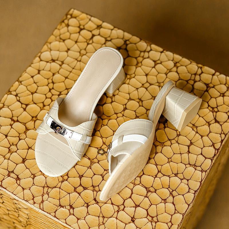 Summer Soft-soled H Slippers Beach Mid-heeled Sandals Small Gold Buckle Open-toe Slippers Women's Casual One-word Drag