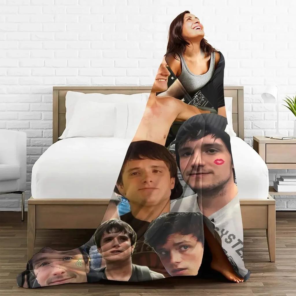 J-Josh Hutchersons Flannel Blankets Actor Smile Super Warm Throw Blanket for Couch Chair Picnic Print Bedspread Sofa Bed Cover