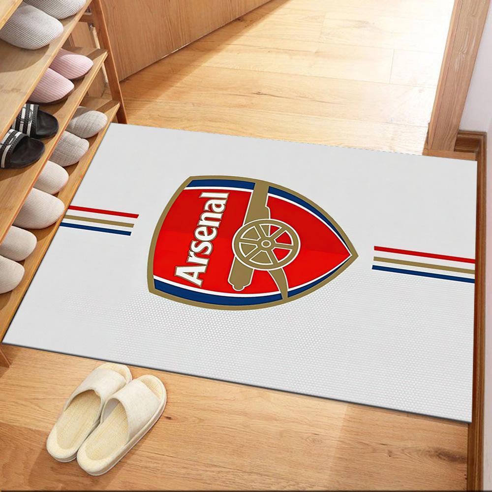 I tappeti quadrati dell'Arsenal Football Club sono un'ottima scelta per soggiorni, camere da letto, decorazioni per la casa e come regali.
