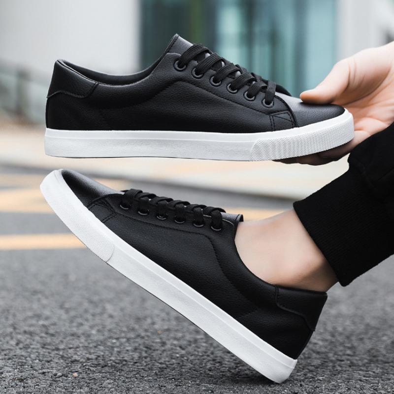 Men Shoes 2025New Trend Designer Casual Shoes for Men Light Flat Bottom Walking Skateboarding Shoe PlusSize Zapatillas De Hombre