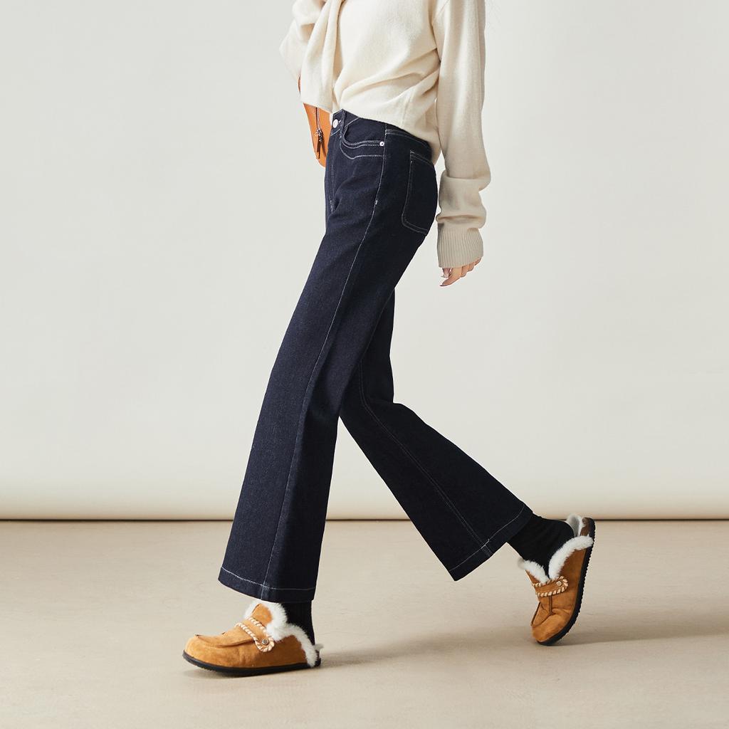 Thick brushed high waisted slightly flared jeans for women in winter 2026, fashionable and versatile, slimming flared pants