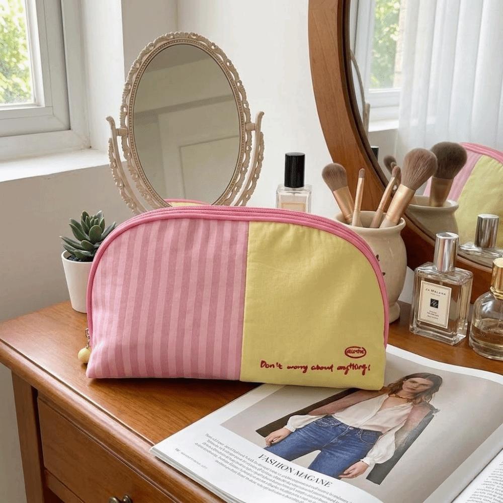 Large Capacity Cosmetic Bag Handheld Makeup Storage Organizer Underwear Storage Bag  for Home