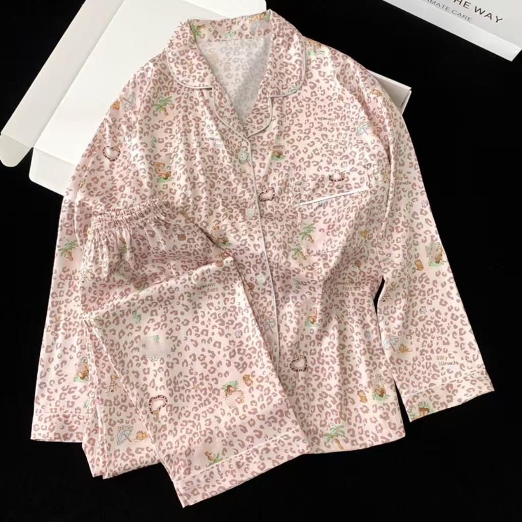 Spring and Autumn Ladies Sexy Leopard Print Pajamas Homewear Set of Ice Silk Pajamas Women Long-Sleeved Long Pants Homewear