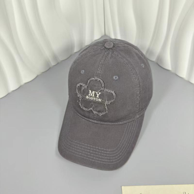 Korean Floral Embroidery Duckbill Cap - Women's Large Head Versatile Breathable Sunshade Hat