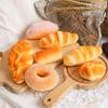 Pane Artificiale Sollievo dalla Pressione Impastare Sollievo dallo Stress giocattolo Cibo Finto Accessorio per Fotografia Modello per Vetrine e Armadietti fidget toy regali