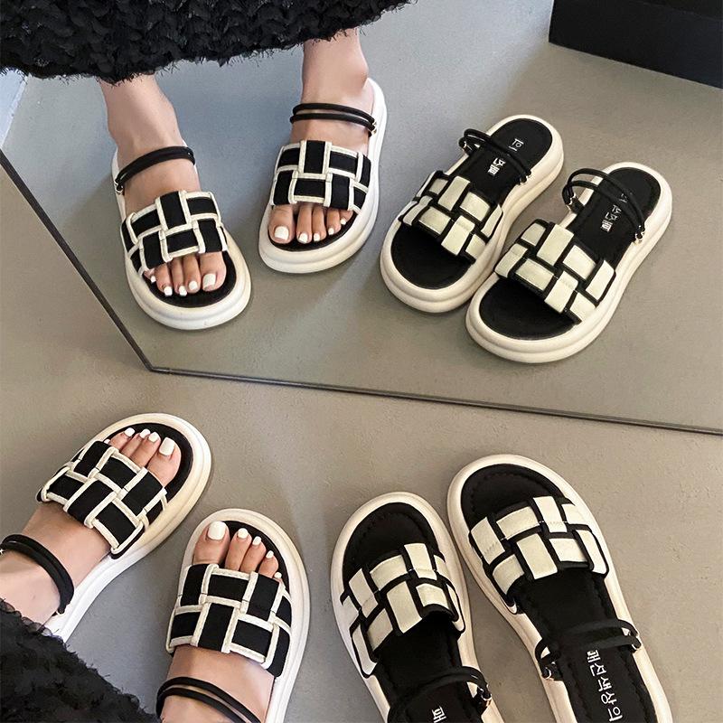 French Heightened Platform Slippers Women's Summer Fashion 2025 Xiaoxiangfeng New High-end Non-slip Beach Shoes