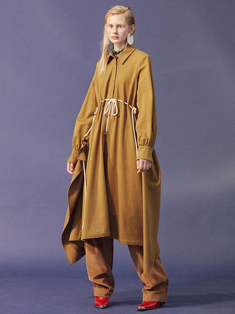 MIMICAWE String Fly Shirt Dress / Camel