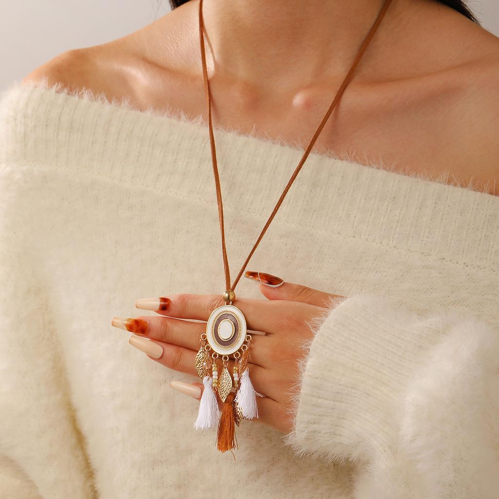 Retro Coffee Bohemian Necklace For Women Ethnic Style Fringed Pendant Long Sweater Chain High-End Fashion Jewelry
