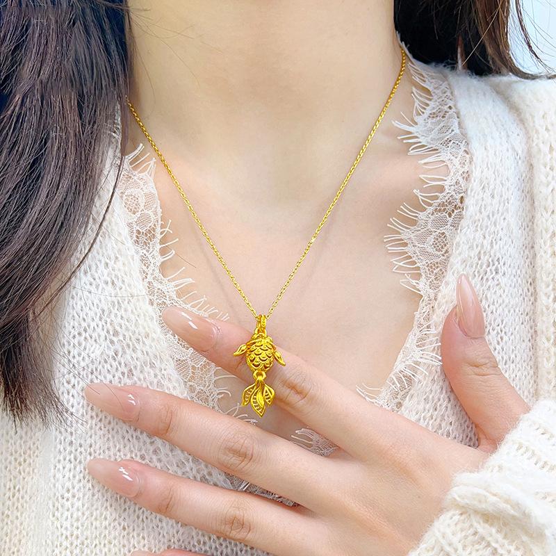 Collier Pendentif Poisson de Sable Plaqué Or - Chaîne de Clavicule Individuelle Tendance, Bijoux Haut de Gamme pour Femmes