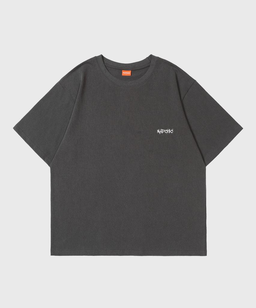 Maebsikeu Pigment Lettering Tattoo Oversized Short Sleeve T-Shirt_Charcoal