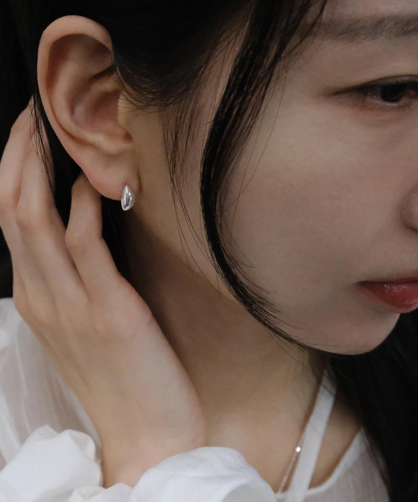 Poetryhaus Dewdrop Earrings