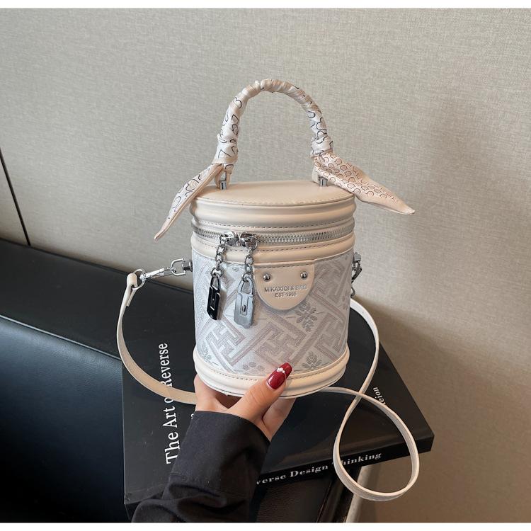Popular Small Bag Women 2025 New Contrasting Color Versatile Messenger Bag Fashionable Portable Cylinder Bag