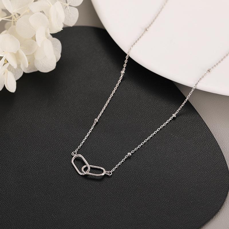 Banyan Tree S925 Silver Geometric Cross Necklace for Women - Trendy Paperclip Chain, Cold Style Clavicle Jewelry.
