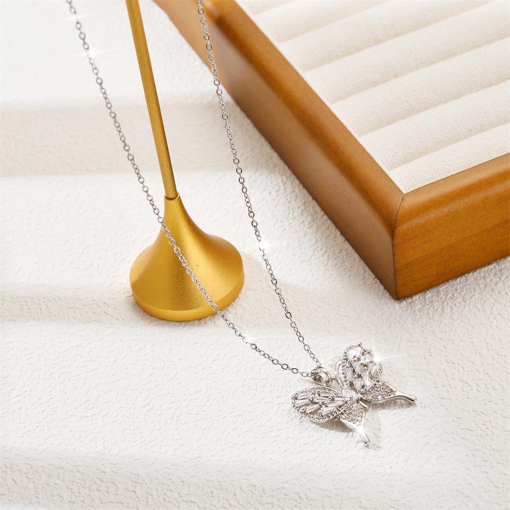 Simple Fashion Titanium Steel Women's Necklace - Non-fading, Luxurious, Versatile, Korean Style Clavicle Chain