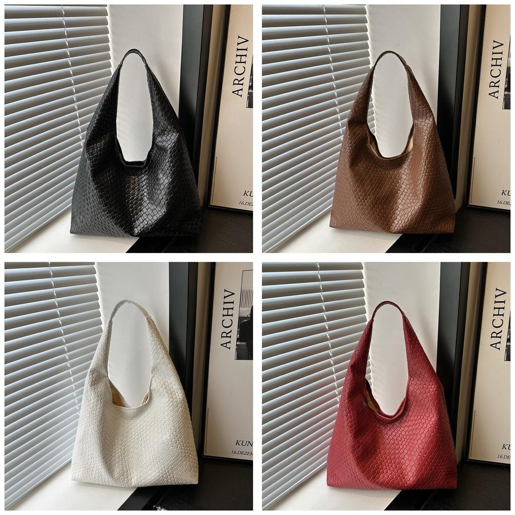 Pu Large Capacity Tote Bag For Women With Magnetic Closure For Daily Use