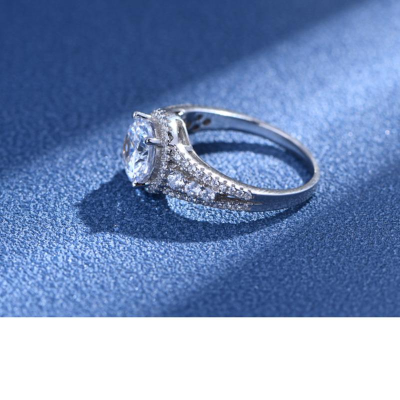 Bague Ringen Runder 8-mm-Ring mit künstlichem Diamant und voller Diamanteinlage. Verlobungs- und Antragsring aus 925er-Sterlingsilber mit 5A-Zirkon