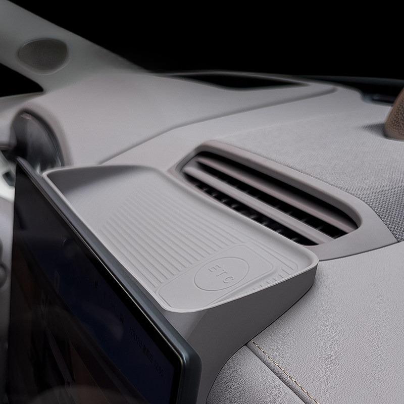For Zeekr 7X 2025 2026 Car Storage Box Behind The Screen ETC Silicone Center Console Screen Storage Box Car Interior Accessories
