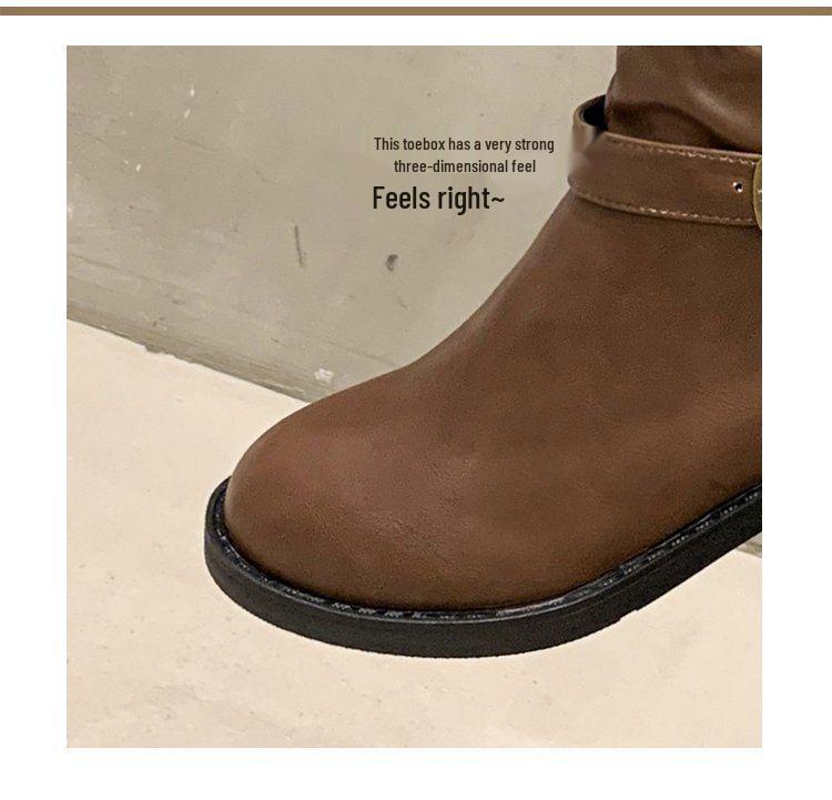 Jesienno-zimowe kozaki za kolano typu slouch z klamrą paska i masywnym obcasem - styl kowbojski