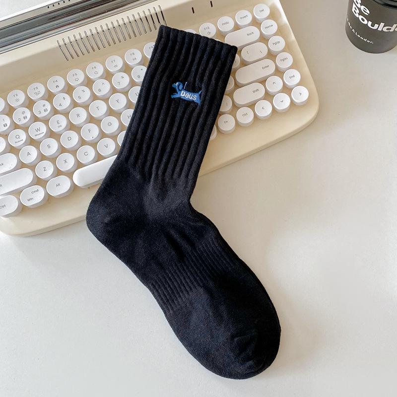 Men's Trendy Mid-High Cotton Socks with Polar Bear Embroidery - Black & White Sports Long Socks